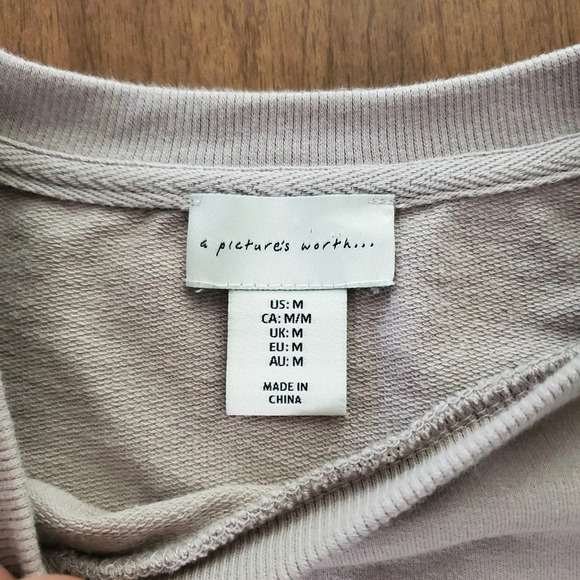 A Pictures Worth Womens Colorblock Top Medium Tan White Roll Up Sleeve S… - Picture 2 of 9